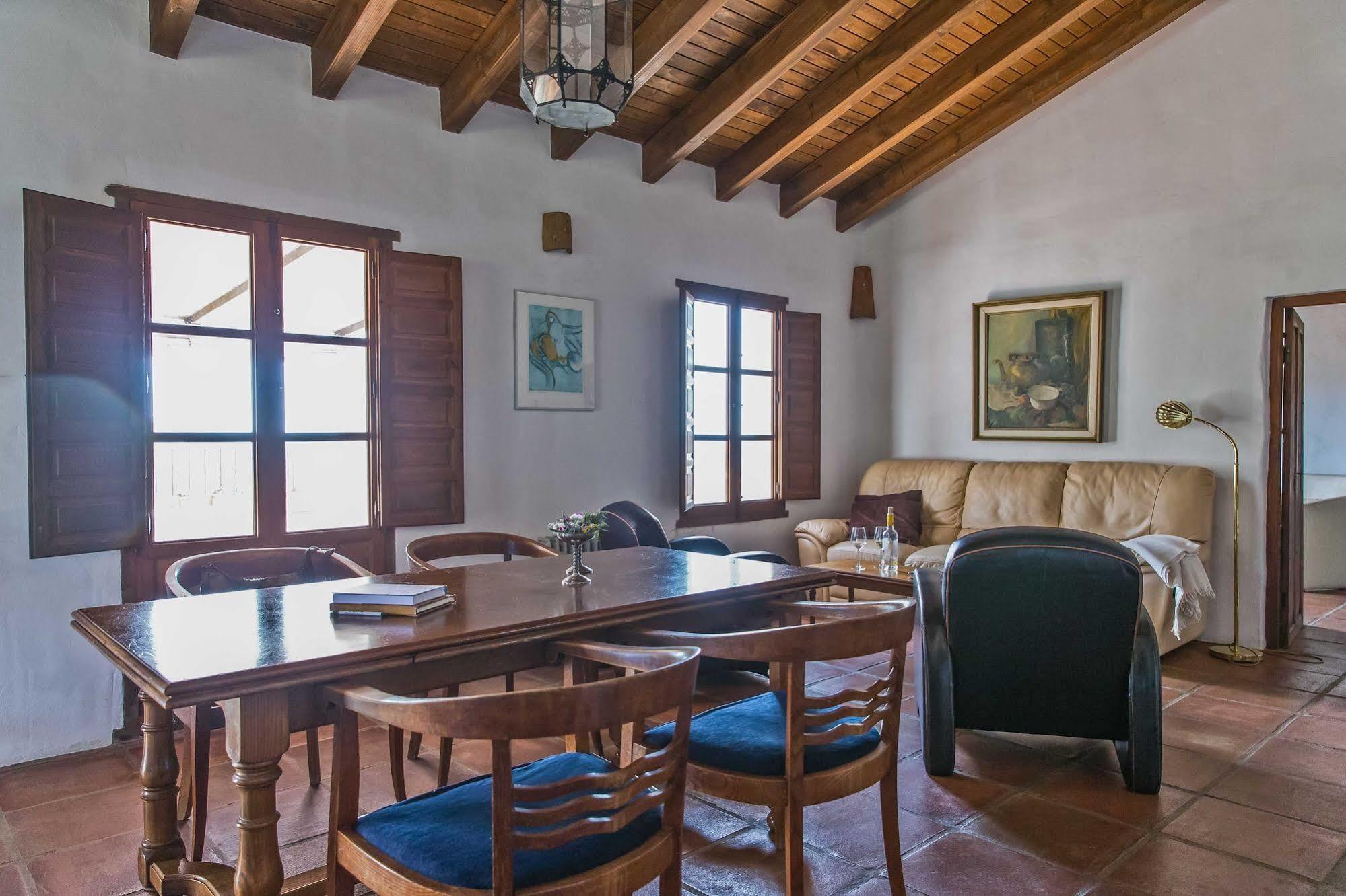 Cortijo Juan Salvador Pensionat Olías Exteriör bild